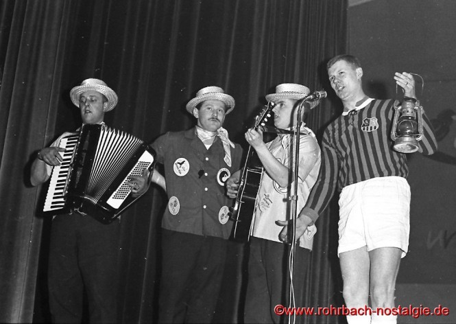 1964 Auftritt beim Närrischen Pfarrfamilienabend