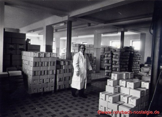 Andreas Paul junior im Nudellager