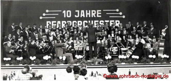 1973 feiert man das 10-jährige Bestehen des Pfarrorchesters