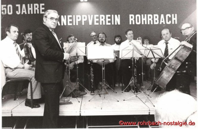 1978 Anlässlich des 50- jährigen Bestehens des Kneippverein Rohrbach dirigiert Oswald Gehring noch einmal das Pfarrorchester