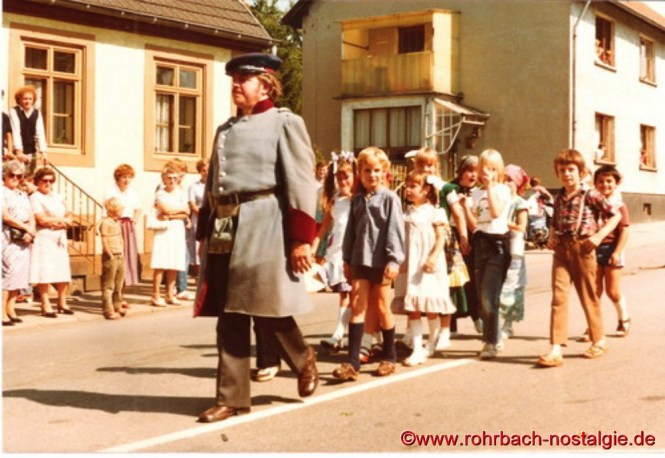 Schule früher (gestaltet von der Pestalozzischule)