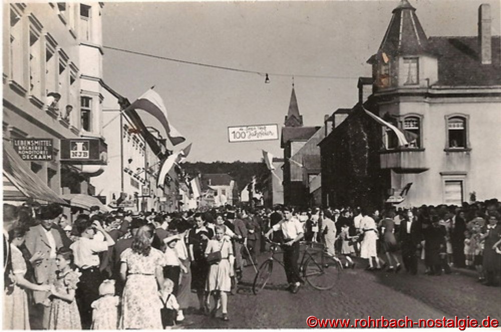 Der 4.September 1949 ist ein sonniger Spätsommertag. An der Drehscheibe herrscht reges Treiben, bevor sich der Zug in Bewegung setzt