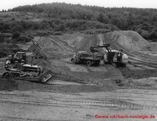 Im September 1968: Der Weiherdamm wird aufgeschüttet