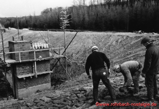 Am 3. April 1969 wird Richtfest am Mönchswerk gefeiert