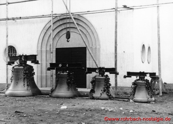 Die 4 Glocken mit den Aufschriften "Wachet", "Gedenket", "Danket" und "Betet" läuten am 13. Januar 1938 zu ersten Mal. (Foto: Willi Hardeck)