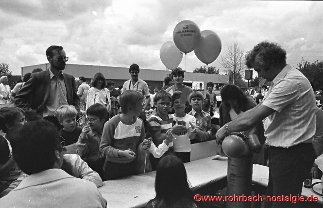 1981 - Luftballonwettbewerb beim Schulfest an der Johannesschule