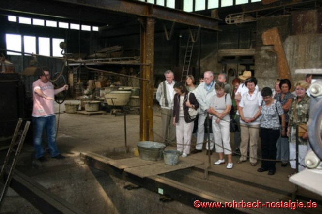2008 - Die Rohrbacher Heimatfreunde bei der Besichtigung einer Glockengießerei in der Eifel