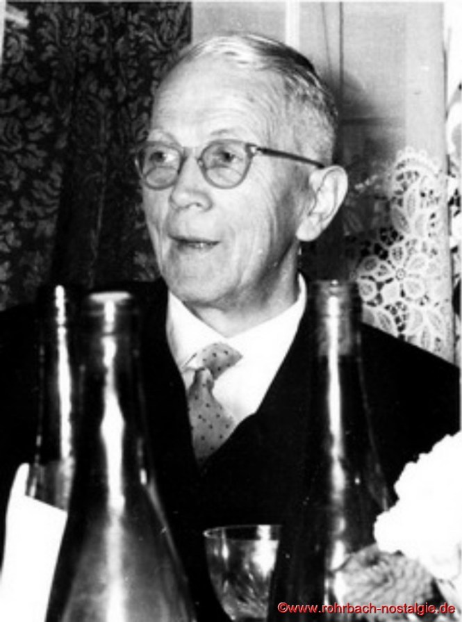 "De Kitze Lui" (Ludwig Gehring) ehemaliger Friseur und Inhaber eines Spielwarengeschäftes