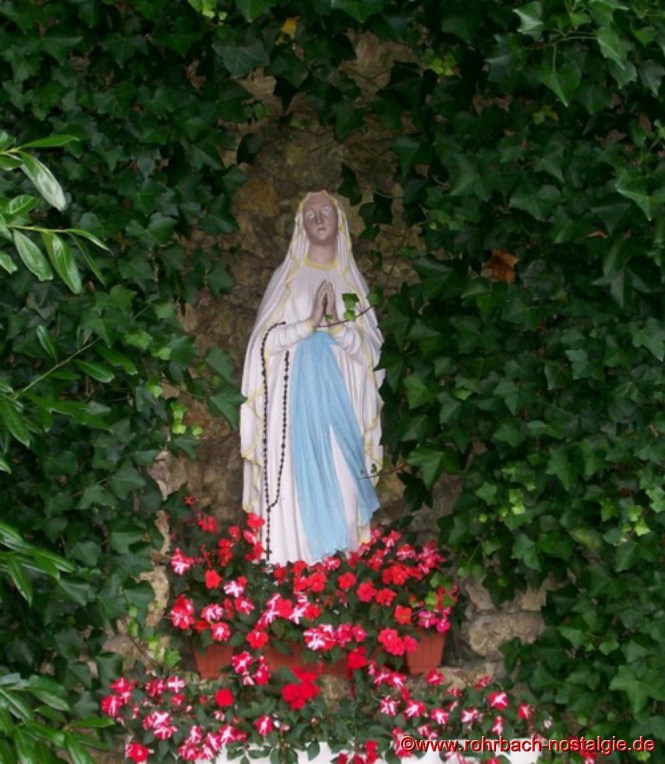 Die Lourdesgrotte an der Geistkircher Kapelle