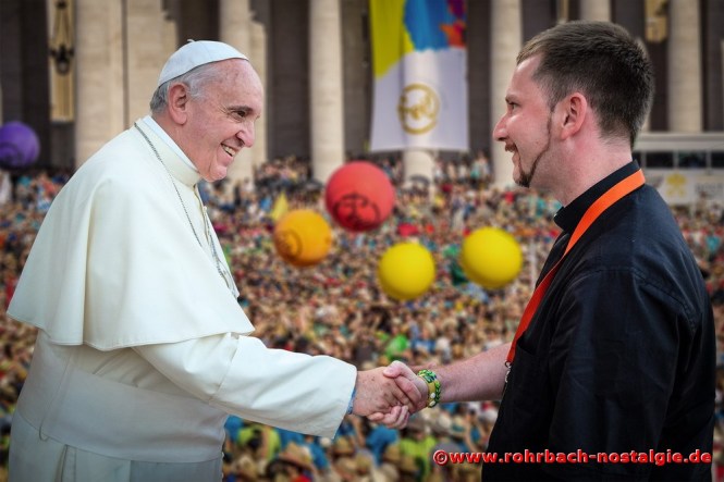 Ein unvergessener Tag ist 2014 die Begegnung des Rohrbacher Priesters Carsten Leinhäuser mit Papst Franziskus in Rom