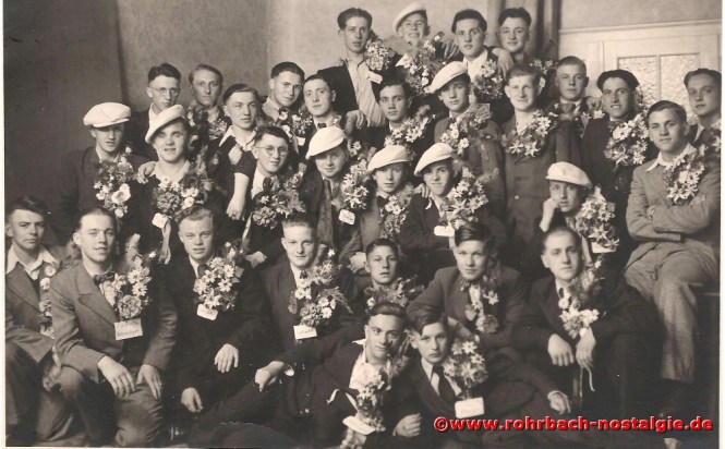 1940 Die Musterung des Jahrganges 1923 wird zum großen Ereignis. Noch ist man guter Dinge und möchte unbedingt Soldat werden. 21 Soldaten dieses Jahrganges sind gefallen