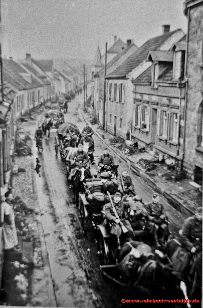 1940 Rückkehr vom erfolgreichen Frankreichfeldzug in der Spieserstraße (Schlawerie)