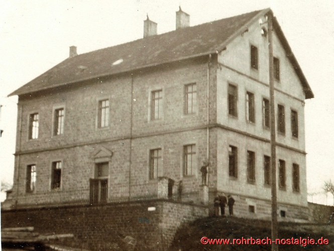Auch am Denkmalschulhaus führte der Weg von Herbert oft vorbei
