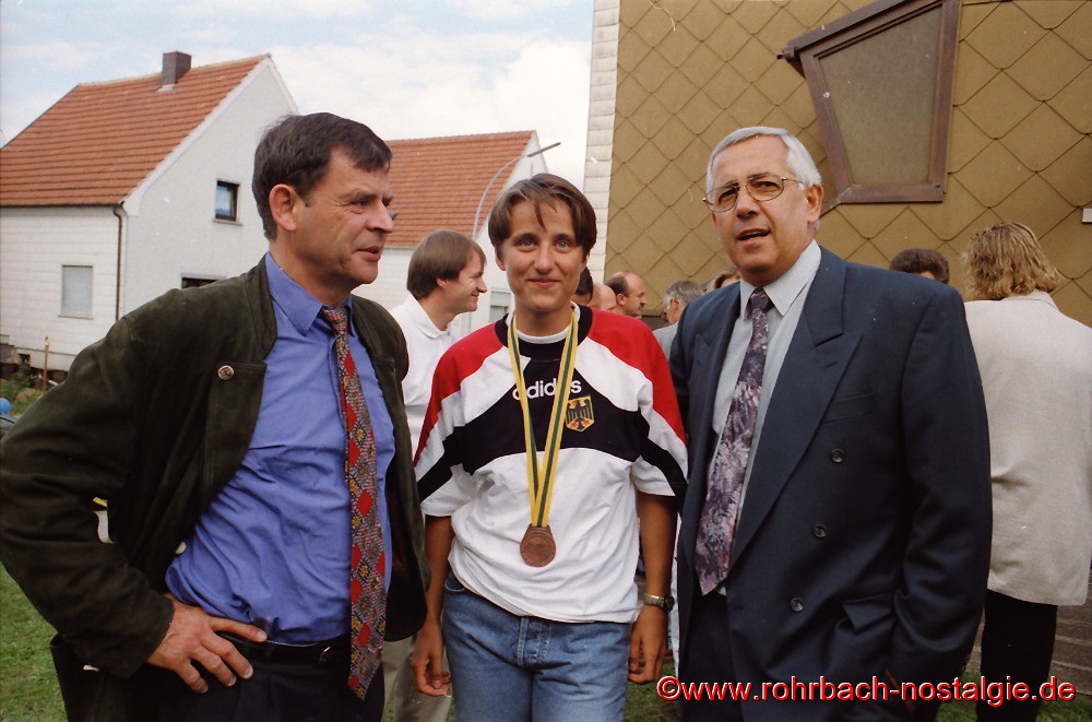 Der Beigeordnete der Stadt St. Ingbert Walter Ammon und der Rohrbacher Ortsvorsteher Bodo Schiehl