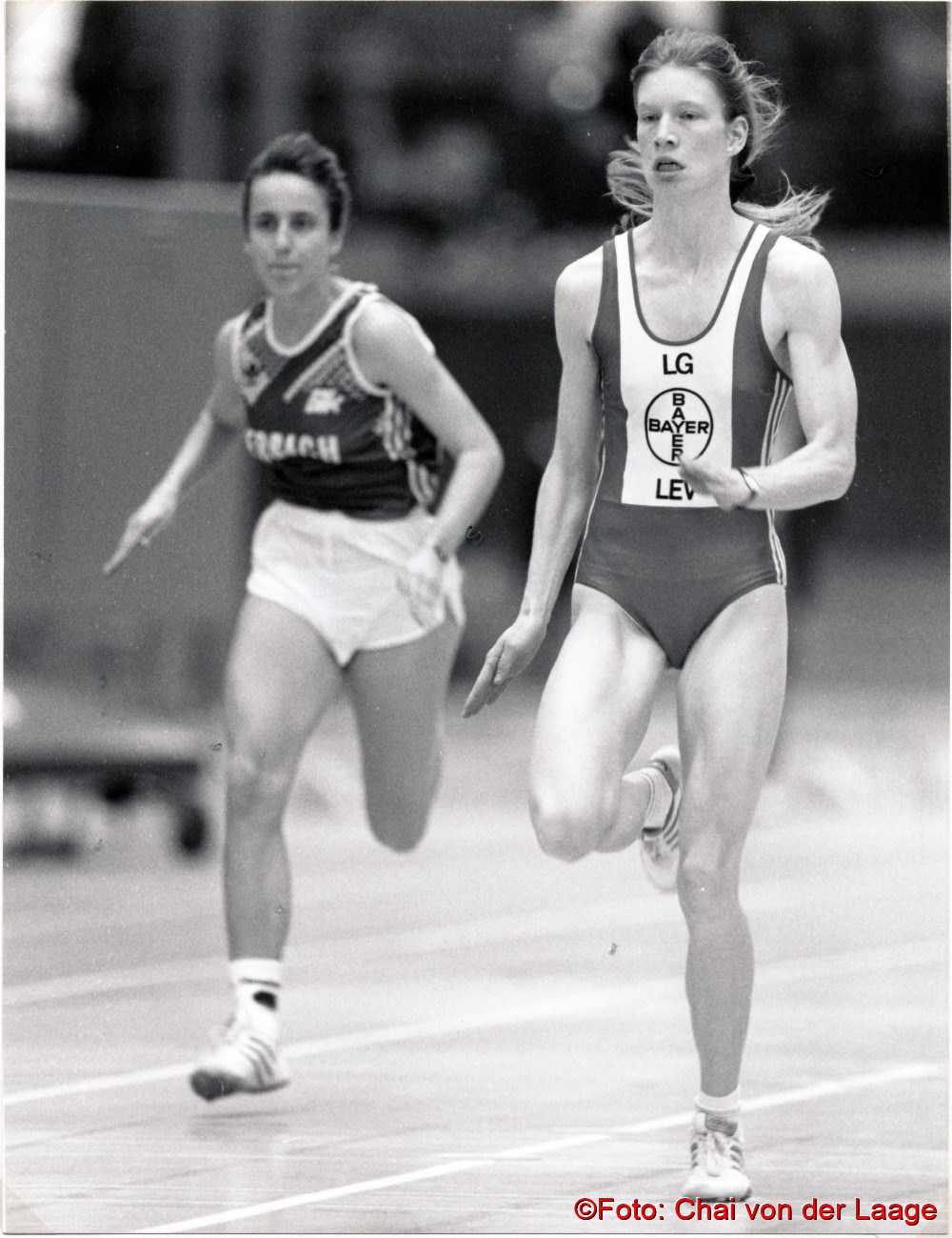 1992 Sandra Abel im Zwischenlauf bei den Deutschen Jugend-Hallenmeisterschaften in Hanau. Sie wurde Zweite hinter der späteren Meisterin Silke Lichtenhagen